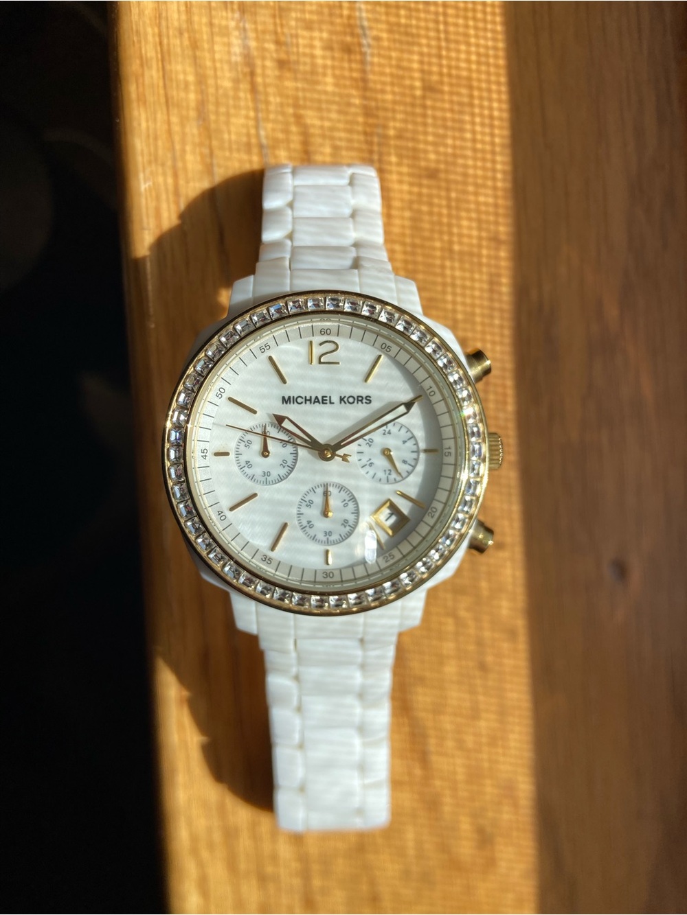 Michael Kors White Ceramic Chronograph with Mother of Pearl dial &Crystal bezel